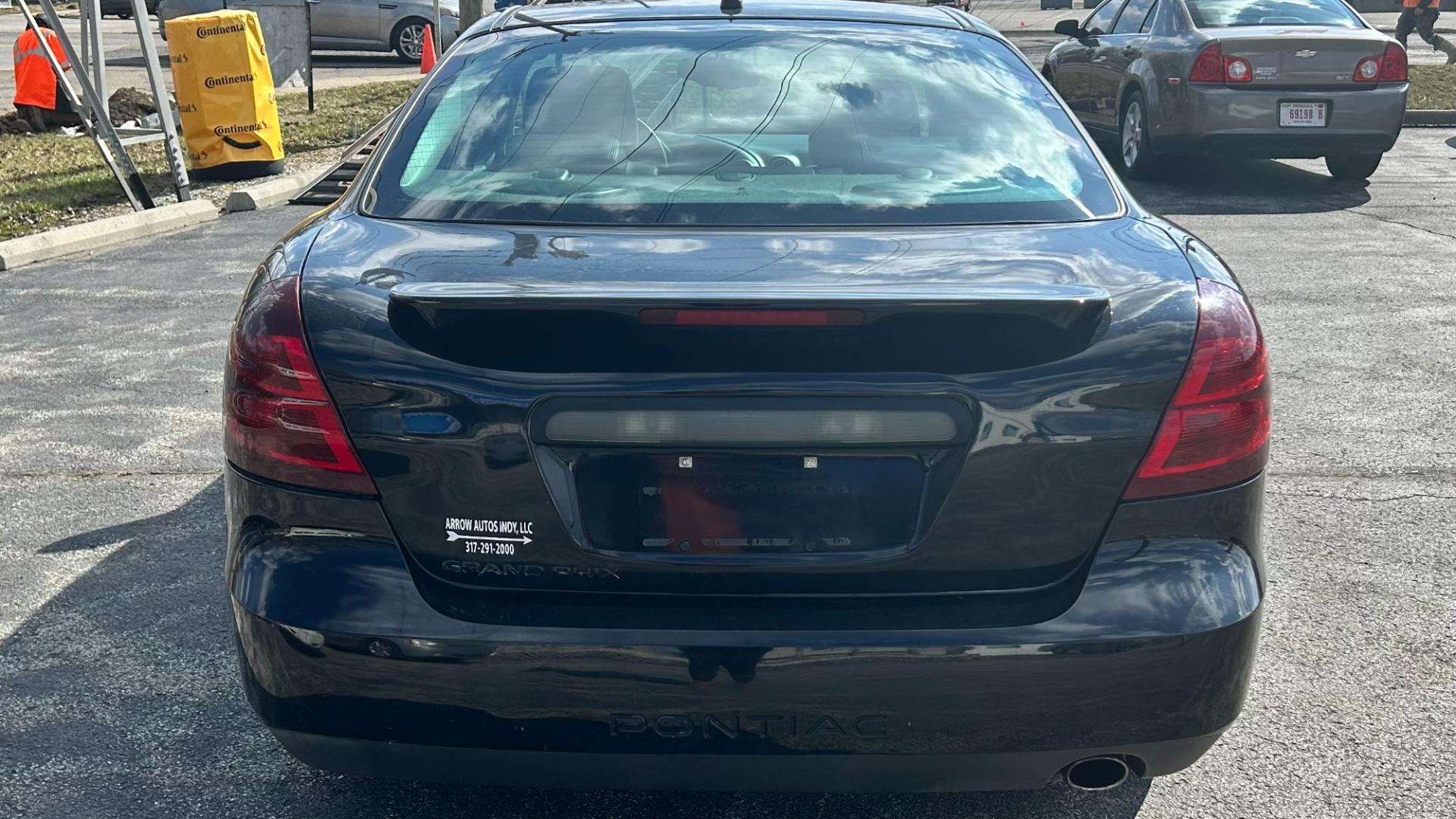 2006 Black /BLACK Pontiac Grand Prix Base (2G2WP552361) with an 3.8L V6 OHV 12V engine, 4-Speed Automatic Overdrive transmission, located at 2710A Westlane Rd., Indianapolis, IN, 46268, (317) 291-2000, 39.885670, -86.208160 - Photo#2